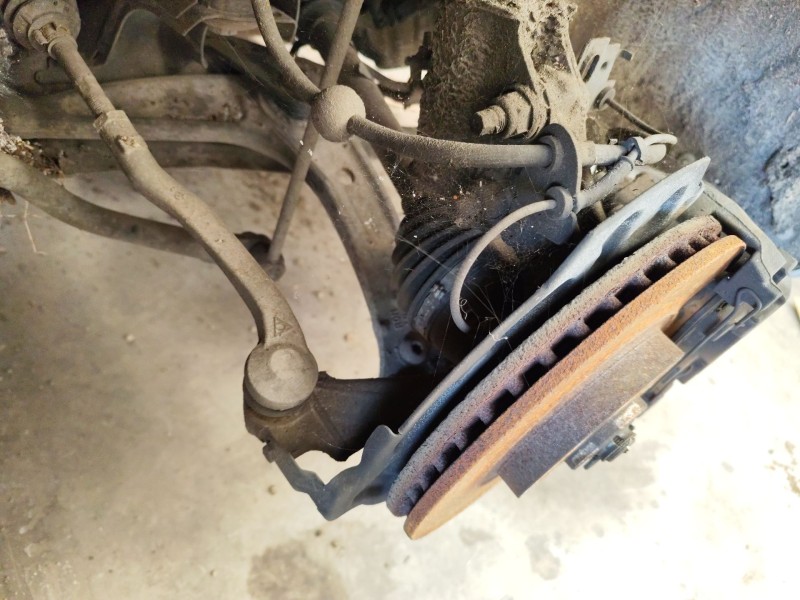 Recambio de mangueta delantera derecha para peugeot 508 i (8d_) 2.0 hdi referencia OEM IAM 1640790580  