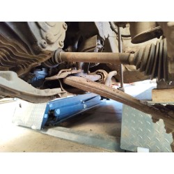 TRANSMISION DELANTERA IZQUIERDA 3272YR 