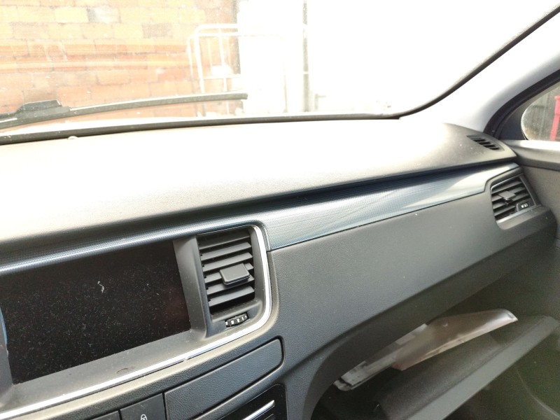 Recambio de airbag delantero derecho para peugeot 508 i (8d_) 2.0 hdi referencia OEM IAM 8217G2  