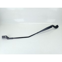 BRAZO LIMPIA DELANTERO DERECHO CN1517526DC 