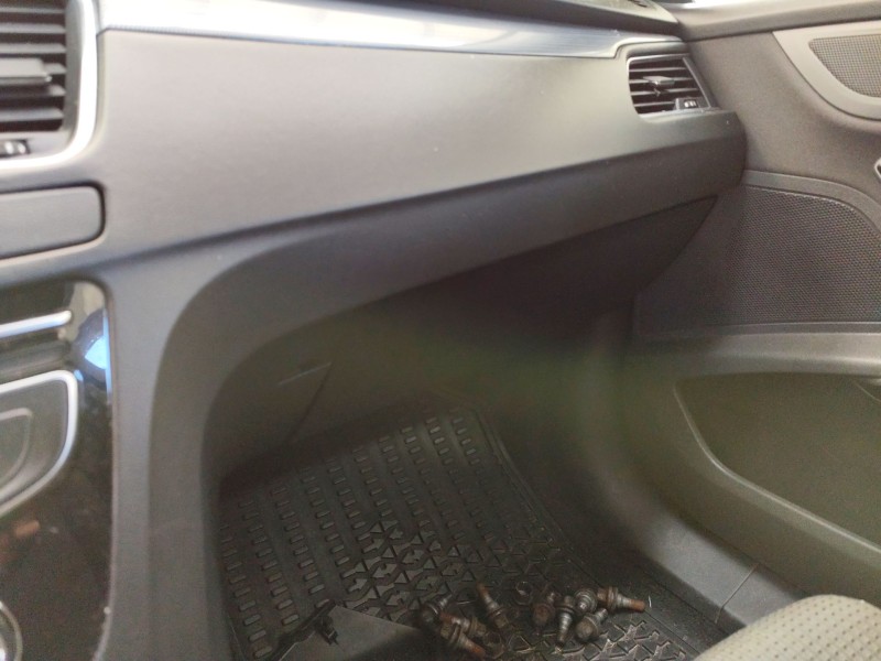 Recambio de guantera para peugeot 508 i (8d_) 2.0 hdi referencia OEM IAM 825281  