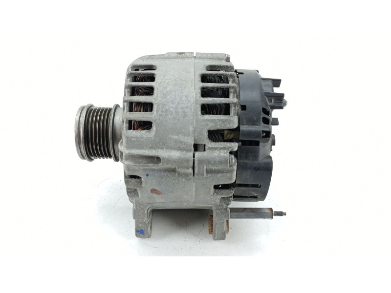 Recambio de alternador para volkswagen golf vii variant (ba5, bv5) 1.6 tdi referencia OEM IAM 04L903021D  