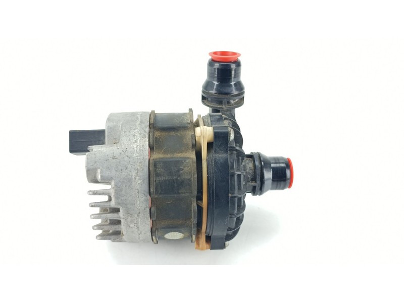Recambio de bomba agua para mercedes-benz clase c (w205) c 350 e (205.047) referencia OEM IAM A0005002300  