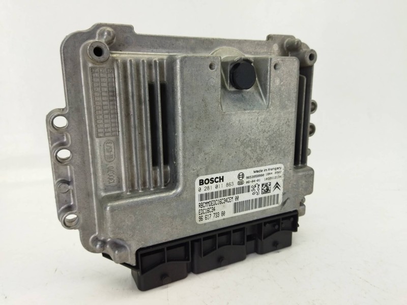Recambio de centralita motor uce para citroën c4 coupé (la_) 1.6 hdi referencia OEM IAM 9661773380  