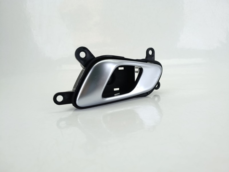 Recambio de maneta interior trasera izquierda para kia xceed (cd) 1.4 t-gdi referencia OEM IAM 83613J700  