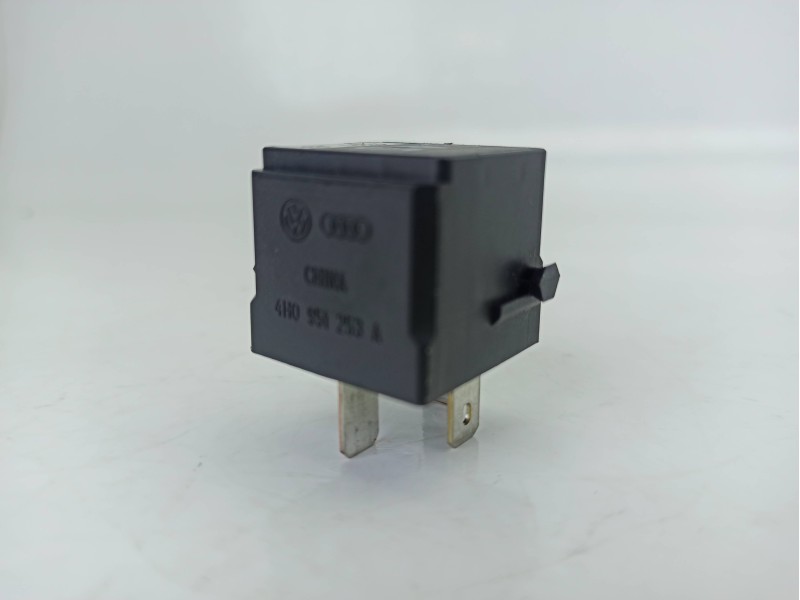 Recambio de rele para audi a4 b8 (8k2) 2.0 tdi referencia OEM IAM 4H0951253A  