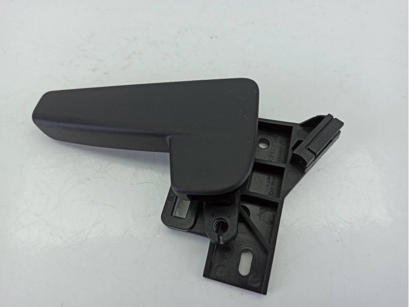 Recambio de maneta apertura capot para seat leon (5f1) 1.2 tsi referencia OEM IAM 6R1823533  