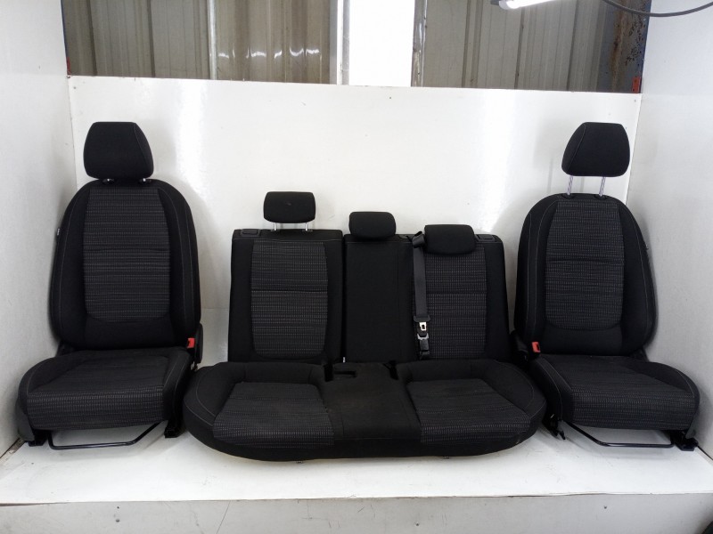 Recambio de juego asientos completo para kia stonic (yb) 1.0 t-gdi referencia OEM IAM   