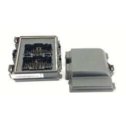 CAJA RELES / FUSIBLES JX6T14D068BD 