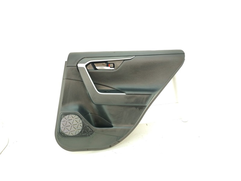 Recambio de guarnecido puerta trasera derecha para toyota rav 4 v (_a5_, _h5_) 2.5 hybrid (axah52) referencia OEM IAM 6763042640