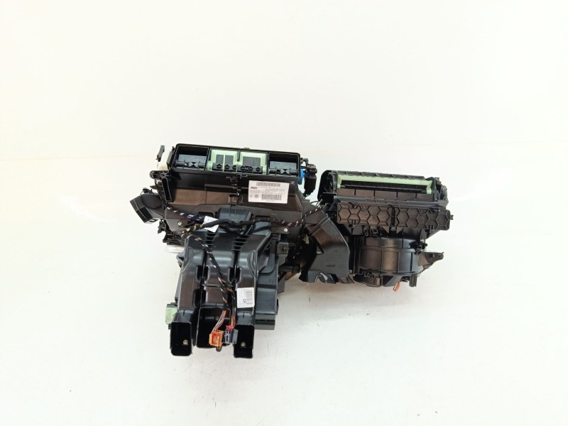 Recambio de calefaccion entera normal para volkswagen t-roc (a11, d11) 1.0 tsi referencia OEM IAM 5WB816005F  