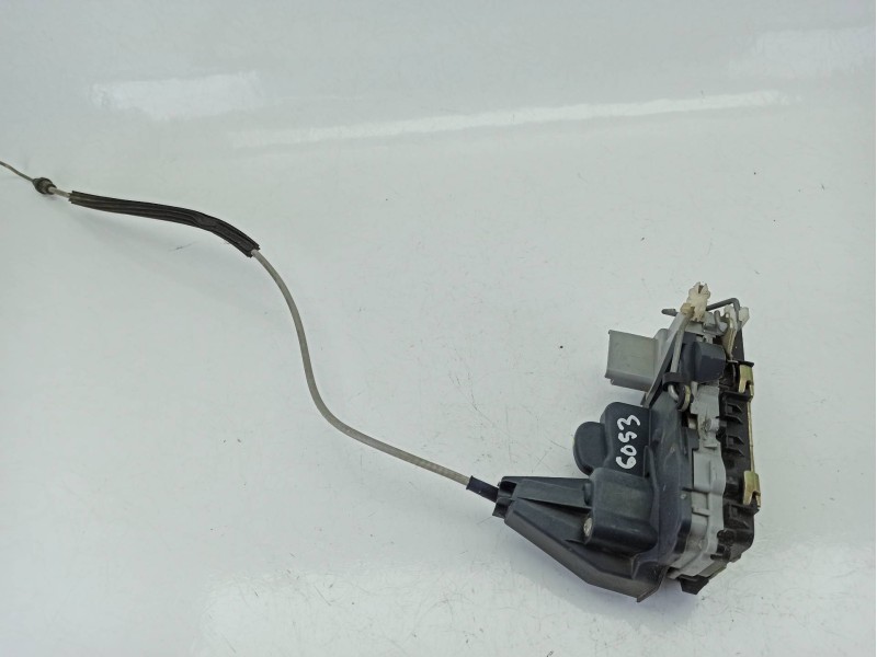 Recambio de cerradura puerta delantera izquierda para peugeot 307 break (3e) 1.6 hdi 110 referencia OEM IAM 23973158  