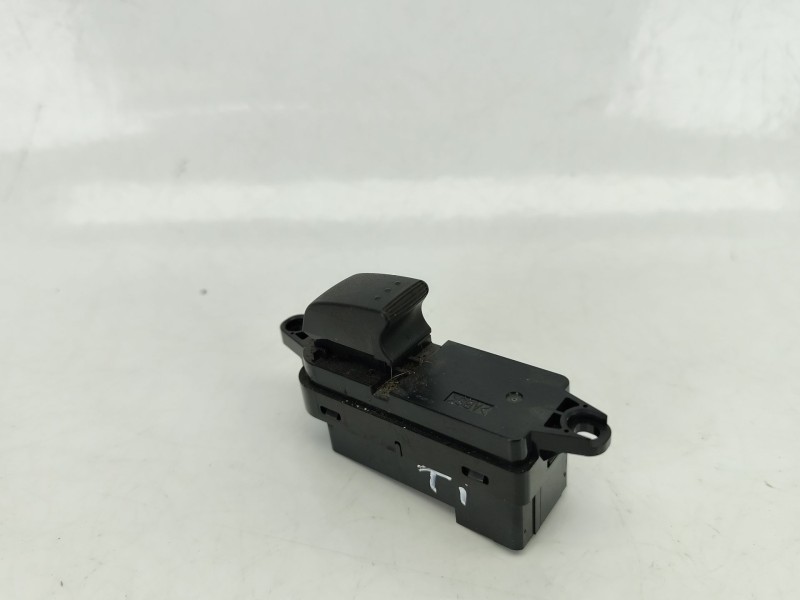 Recambio de mando elevalunas trasero izquierdo para mazda cx-7 (er) 2.2 mzr-cd awd (er10a) referencia OEM IAM EH6266380  