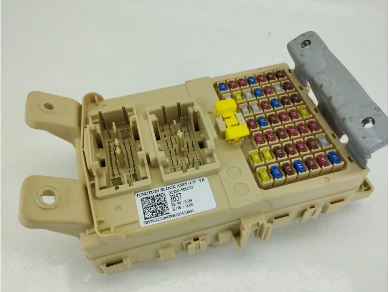 Recambio de caja reles / fusibles para kia stonic (yb) 1.0 t-gdi referencia OEM IAM 91950H8570  