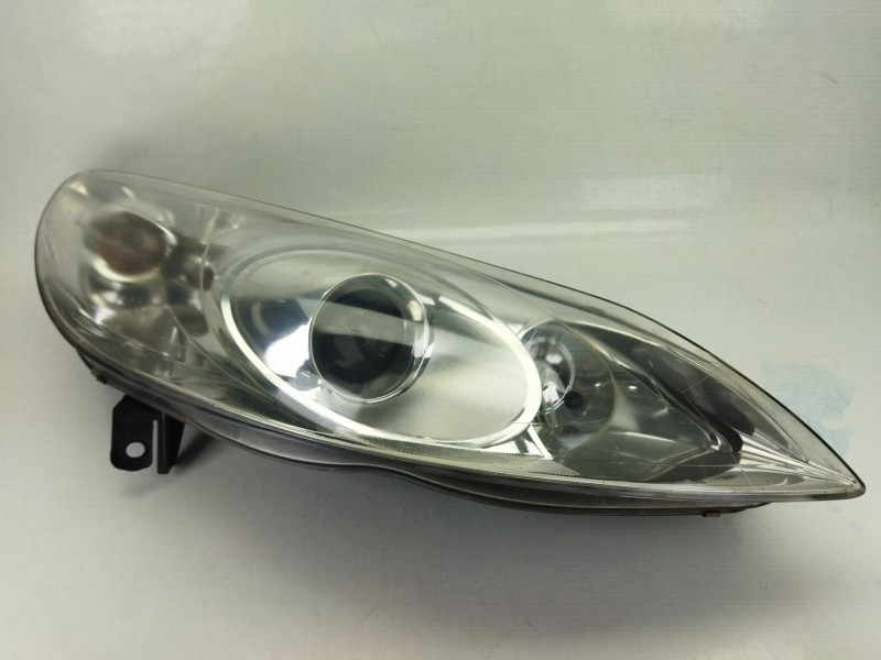 Recambio de faro derecho para peugeot 407 st sport referencia OEM IAM 9656668780  
