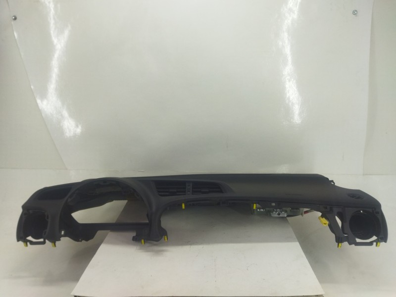 Recambio de salpicadero para toyota yaris (_p13_) 1.4 d (nlp130_) referencia OEM IAM 553020D160  