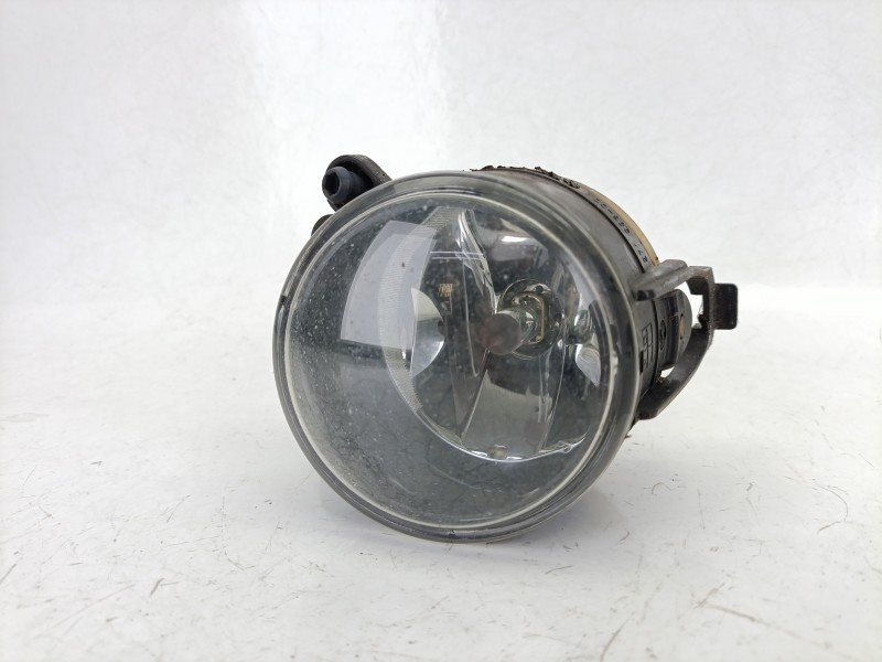 Recambio de faro antiniebla derecho para volkswagen golf v (1k1) 1.9 tdi referencia OEM IAM   