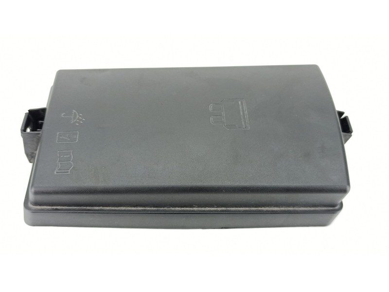 Recambio de caja reles / fusibles para volkswagen golf vii variant (ba5, bv5) 1.6 tdi referencia OEM IAM 5Q0937132A  