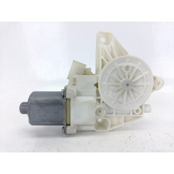 MOTOR ELEVALUNAS TRASERO DERECHO A2048200642 