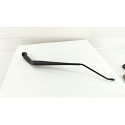 BRAZO LIMPIA DELANTERO DERECHO LR064426 