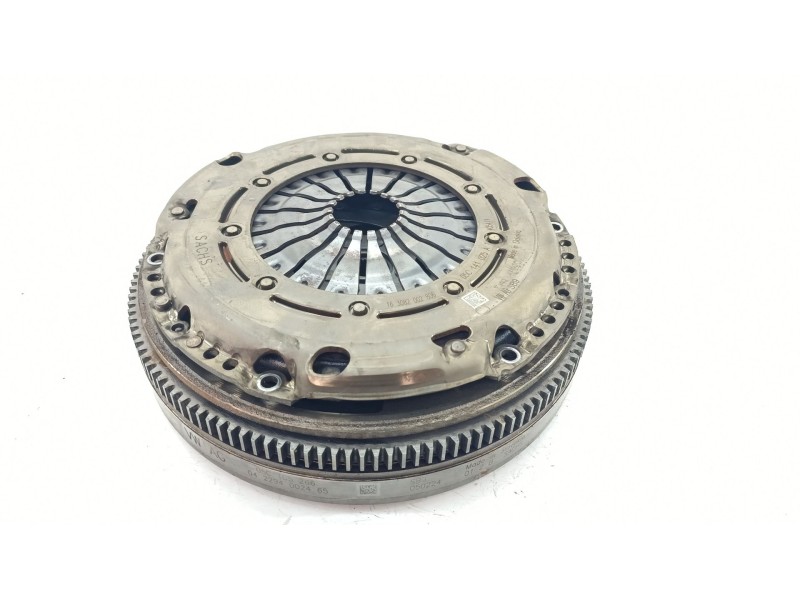 Recambio de kit embrague para volkswagen t-roc (a11, d11) 1.0 tsi referencia OEM IAM 05C141025A  