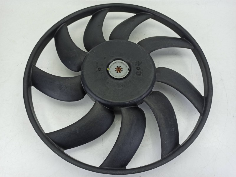 Recambio de electroventilador para audi a4 b8 (8k2) 2.0 tdi referencia OEM IAM 993454J  