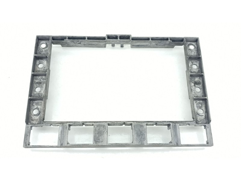 Recambio de moldura para volkswagen touareg (7la, 7l6, 7l7) 3.0 v6 tdi referencia OEM IAM 7L6857318  