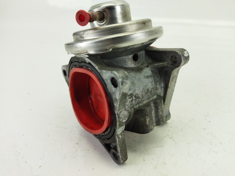 Recambio de valvula egr para seat leon (1m1) 1.9 tdi referencia OEM IAM 038129637D  