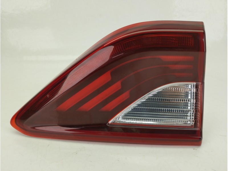 Recambio de piloto trasero izquierdo interior para kia stonic (yb) 1.0 t-gdi referencia OEM IAM 92403H8  