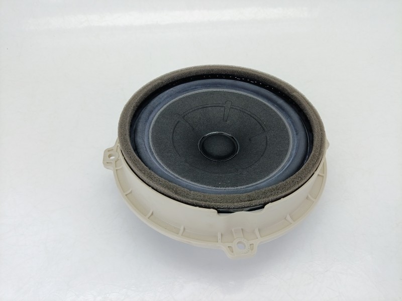 Recambio de subwoofer para hyundai i30 station wagon (pde) 1.0 t-gdi referencia OEM IAM 96330G3000  