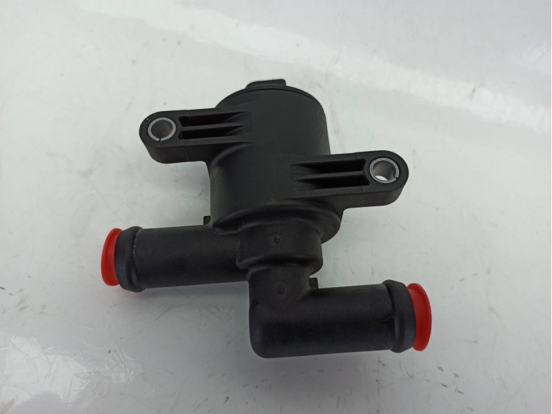 Recambio de valvula intercambio de calefaccion para audi a4 b8 (8k2) 2.0 tdi referencia OEM IAM 4H0121671B  