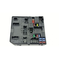 CAJA RELES / FUSIBLES 284B75NA1A 