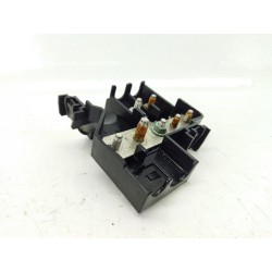 CAJA RELES / FUSIBLES 4F0941824 