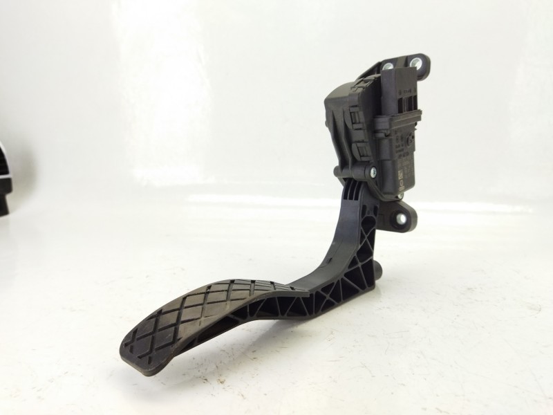 Recambio de potenciometro pedal para audi a6 c6 (4f2) 2.0 tdi referencia OEM IAM 4F1721523A  