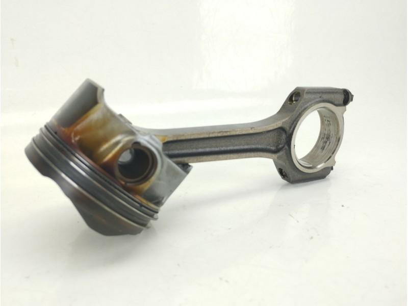 Recambio de piston para ford ecosport 1.0 ecoboost referencia OEM IAM CM5G6205FA  