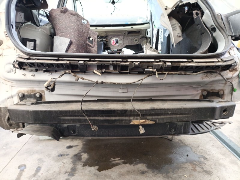 Recambio de refuerzo paragolpes trasero para seat leon (5f1) 1.5 tgi referencia OEM IAM 5F0807305  