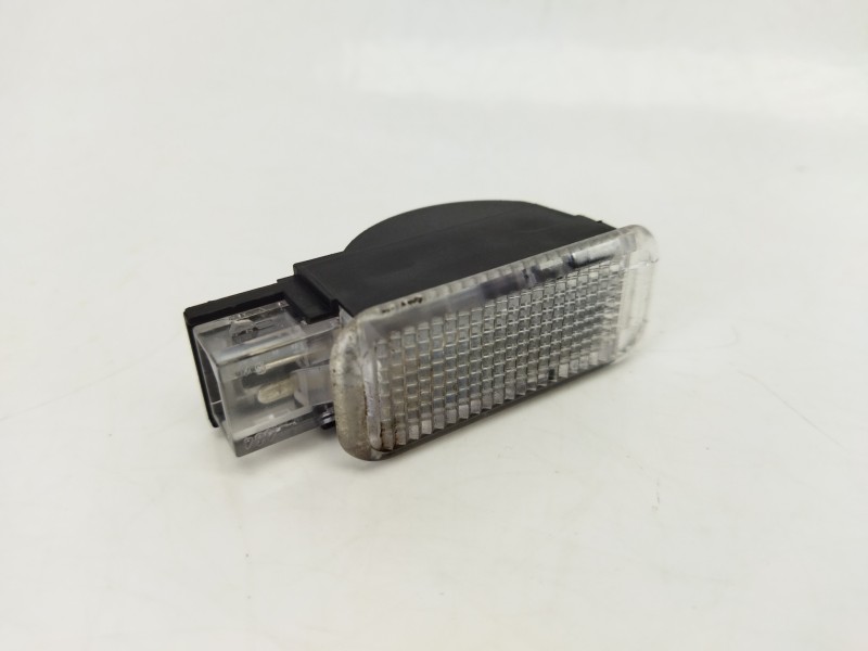 Recambio de luz interior para audi a4 b8 (8k2) 2.0 tdi referencia OEM IAM 094741  