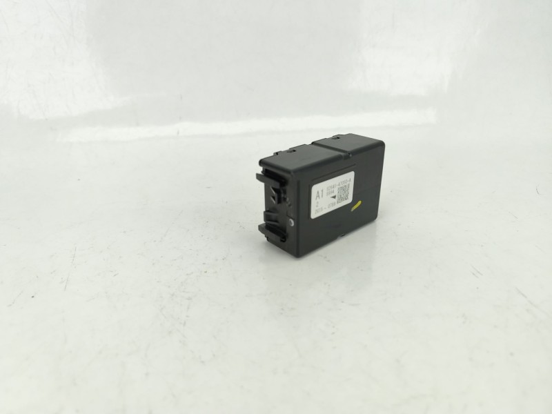 Recambio de modulo electronico para toyota c-hr (_x1_) 1.8 hybrid (zyx10_, zyx11_) referencia OEM IAM 8264147050A  