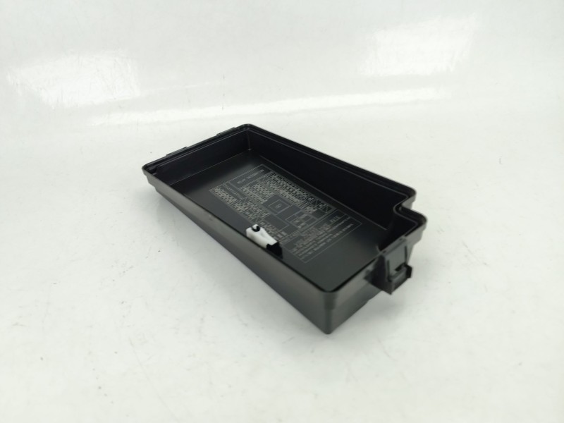 Recambio de caja reles / fusibles para toyota c-hr (_x1_) 1.8 hybrid (zyx10_, zyx11_) referencia OEM IAM 82662F4022  