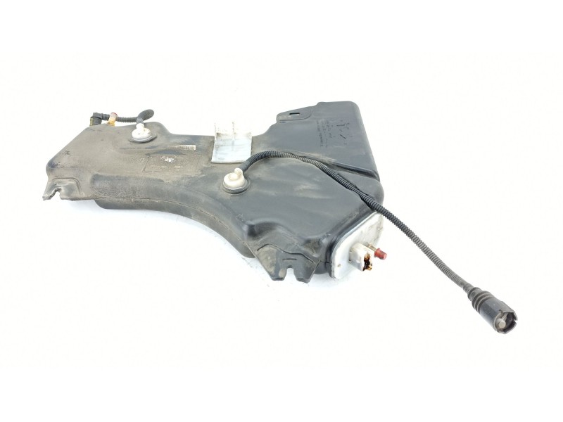 Recambio de deposito adblue para peugeot 508 sw i (8e_) 1.6 hdi referencia OEM IAM 9681917180  