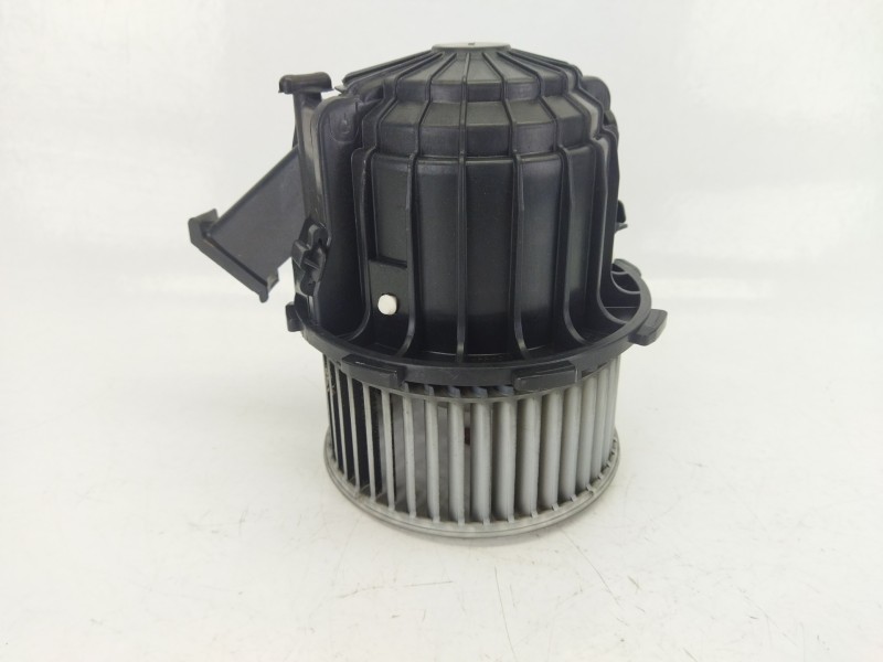 Recambio de motor calefaccion para audi a4 b8 (8k2) 2.0 tdi referencia OEM IAM 8K1820021  