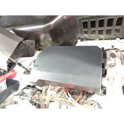 CAJA RELES / FUSIBLES 