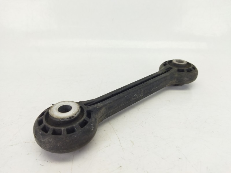 Recambio de bieleta estabilizadora delantera izquierda para audi a4 b8 (8k2) 2.0 tdi referencia OEM IAM 8K0411317D  