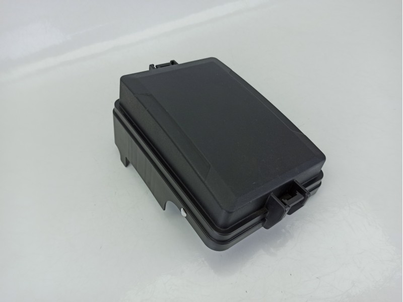 Recambio de caja reles / fusibles para kia stonic (yb) 1.0 t-gdi referencia OEM IAM 91950H8340  