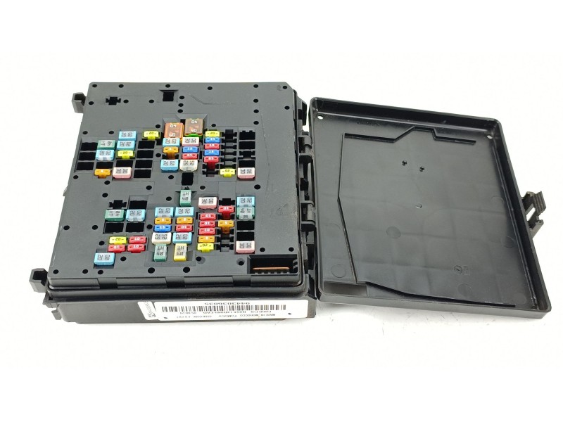 Recambio de caja reles / fusibles para ford focus iv (hn) 2.3 st ecoboost referencia OEM IAM 9443836835  