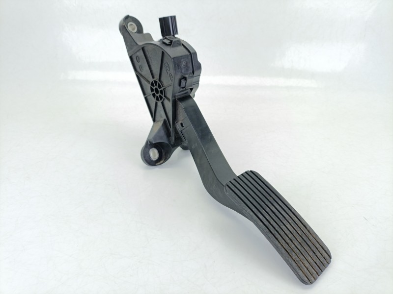 Recambio de potenciometro pedal para hyundai i30 station wagon (pde) 1.0 t-gdi referencia OEM IAM 32700G4200  