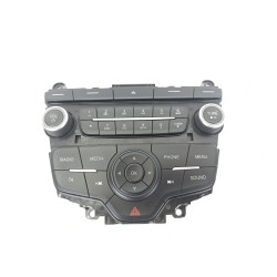 SISTEMA AUDIO / RADIO CD F1ET18K811BD 