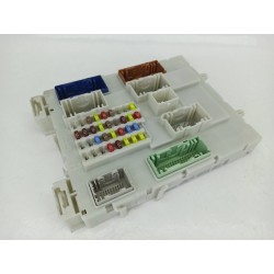 CAJA RELES / FUSIBLES F1DT14A073BF 