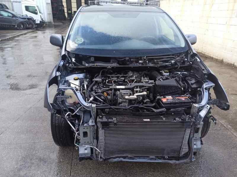 TOYOTA VERSO (_R2_)