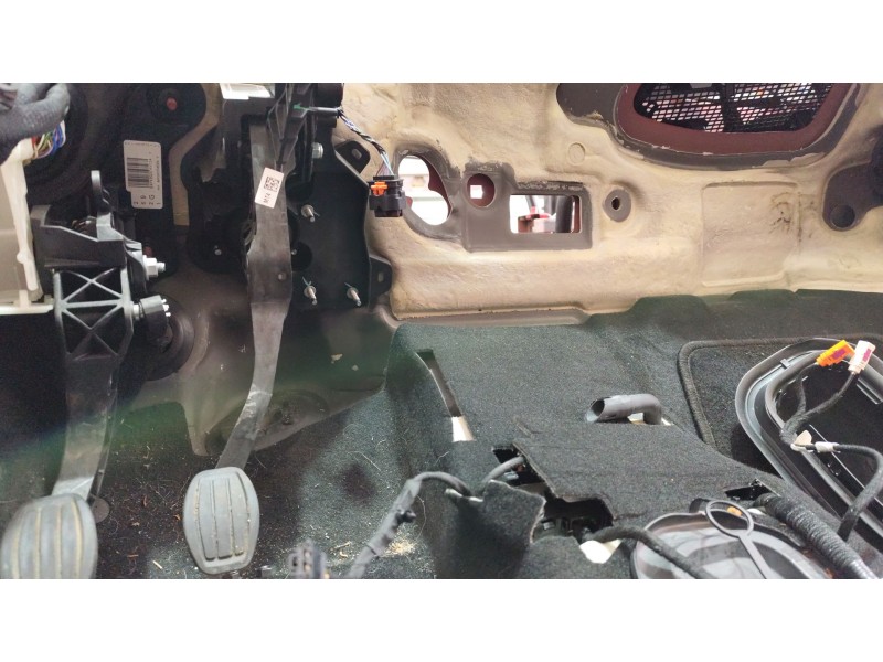 Recambio de pedal freno para opel corsa f (p2jo) 1.2 (68) referencia OEM IAM 9824311680  